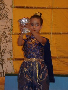 Une soirée Thaï (caritative) à St.Génies de Comolas 24 mars 2012